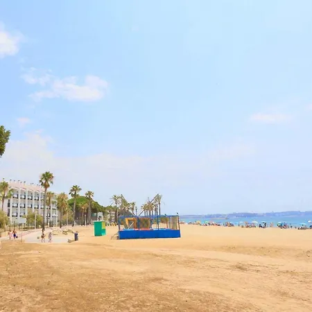 Litoral Costa Dorada - Playmar Only Families アパート