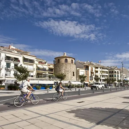 Litoral Costa Dorada - Playmar Only Families アパート