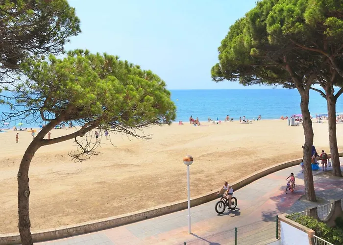 Litoral Costa Dorada - Playmar Only Families 维拉福林