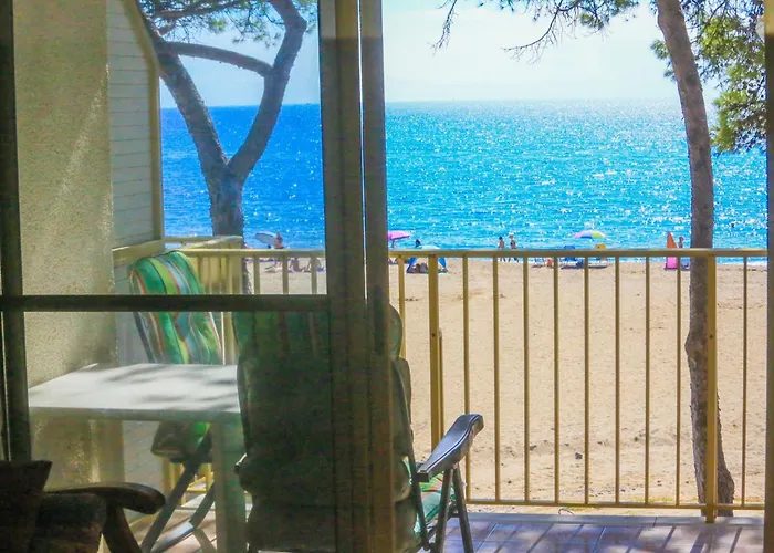 Litoral Costa Dorada - Playmar Only Families 公寓